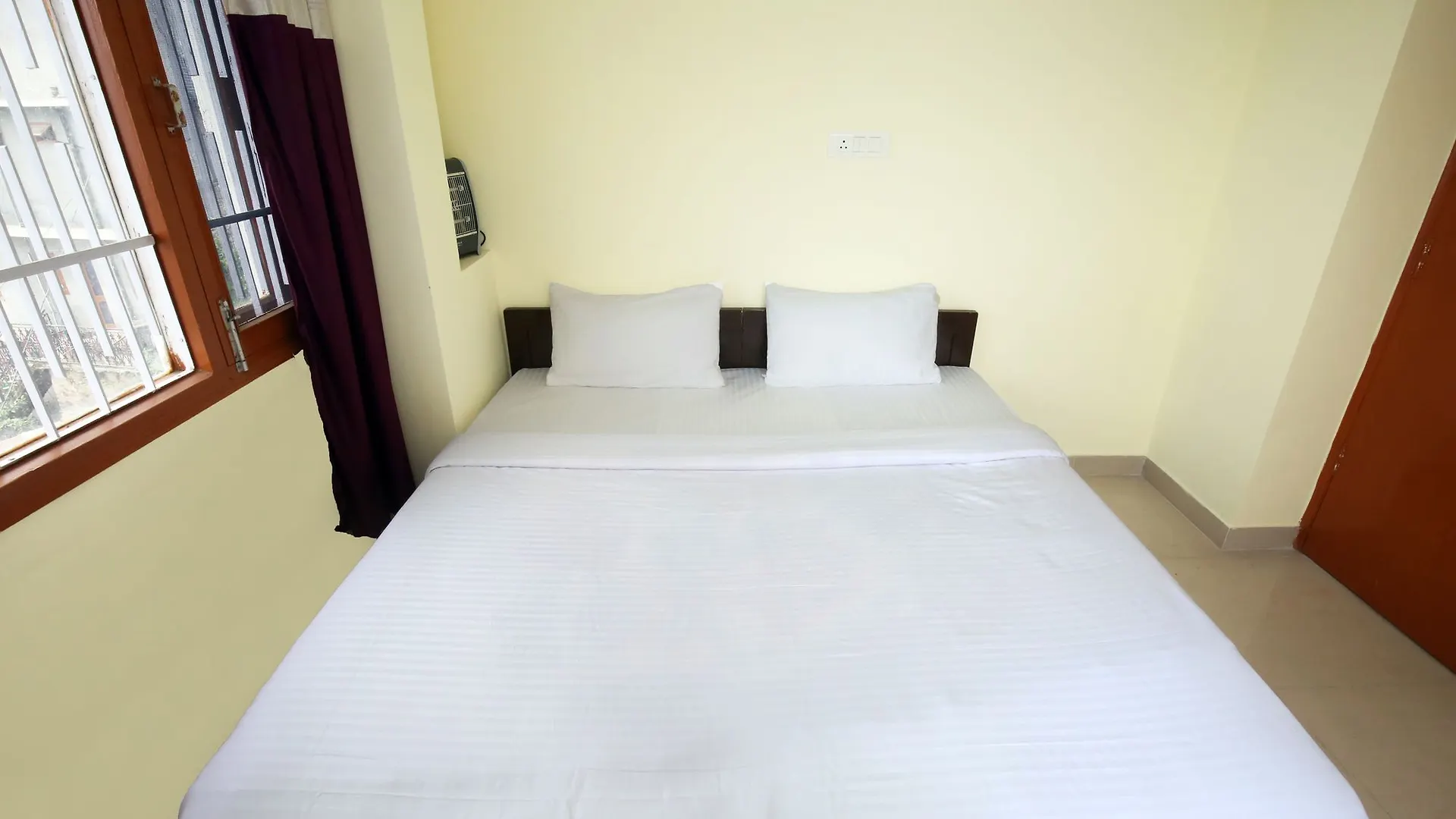 Oyo 9106 1 Bhk Isbt Shimla Apartment