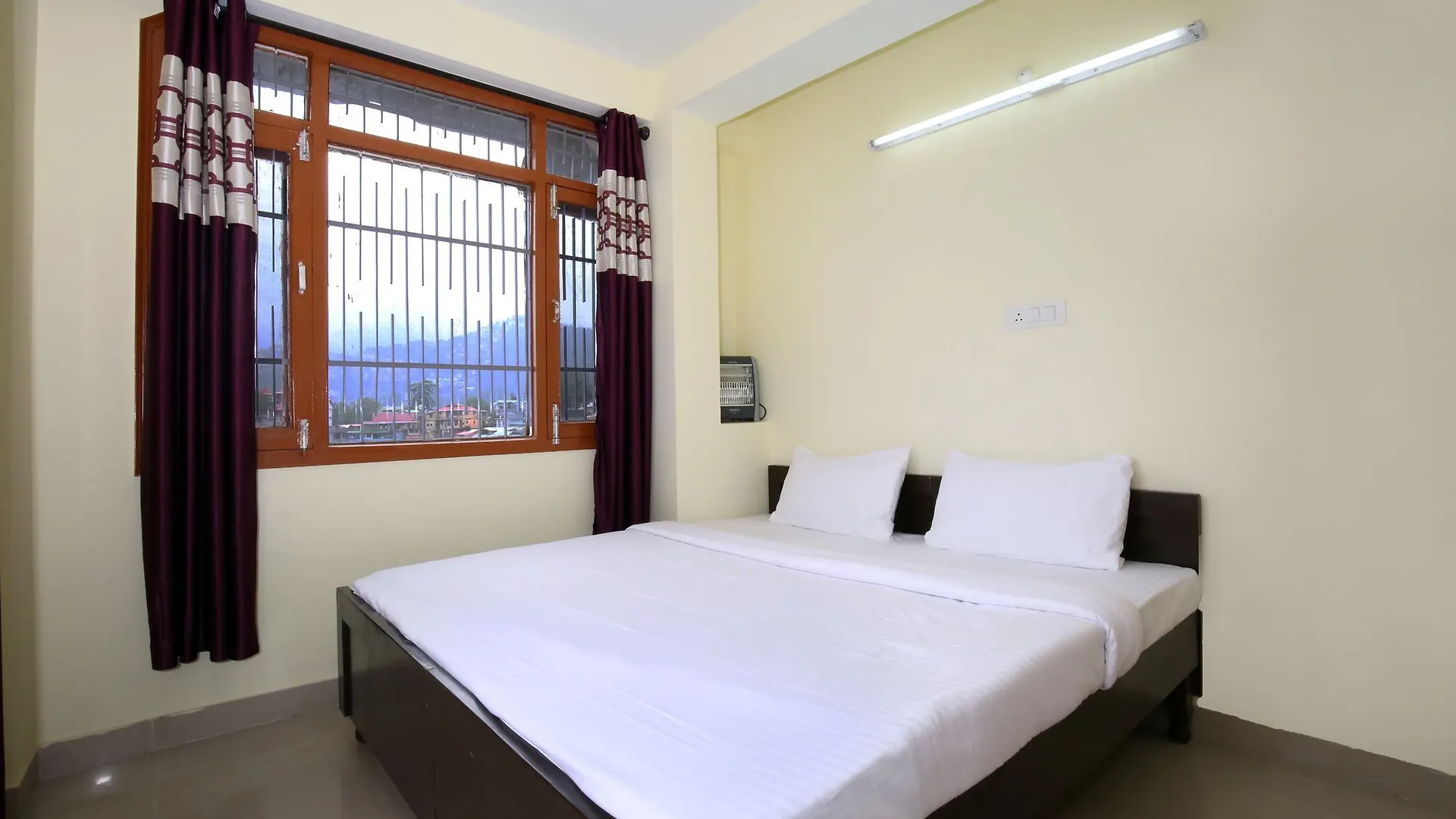 Oyo 9106 1 Bhk Isbt Shimla Apartment India