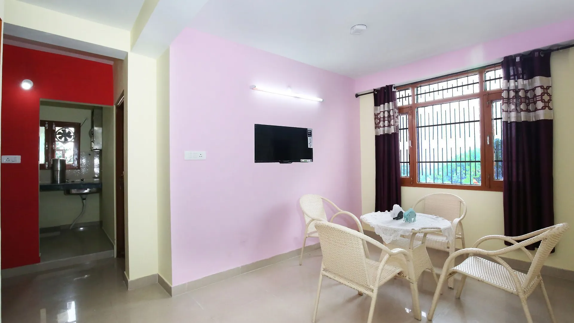 Oyo 9106 1 Bhk Isbt Shimla Apartment